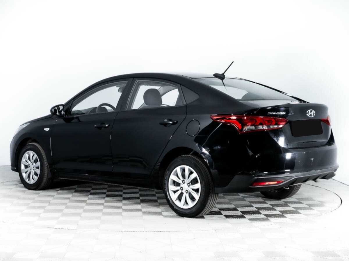 Hyundai Solaris с пробегом — 2021 год. Фото: #6