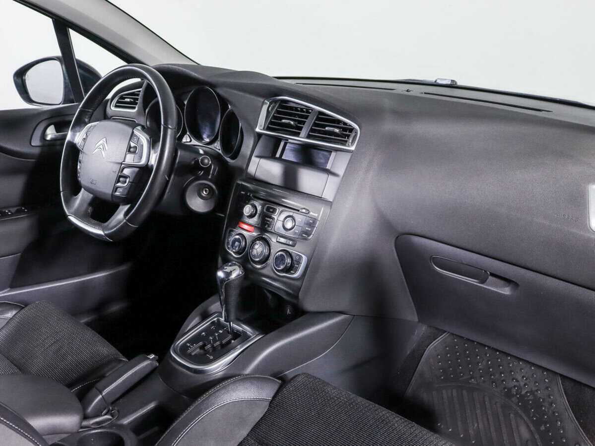 Citroen C4 с пробегом — 2012 год. Фото: #6