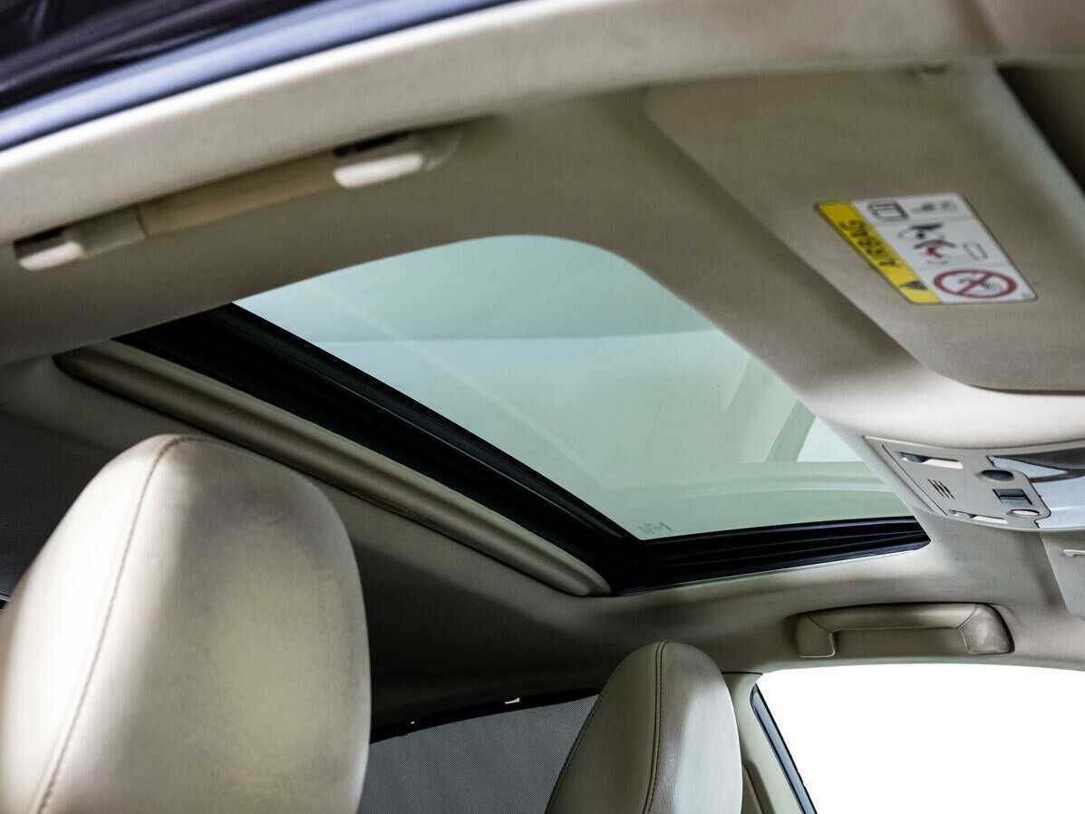 Lexus ES с пробегом — 2014 год. Фото: #23