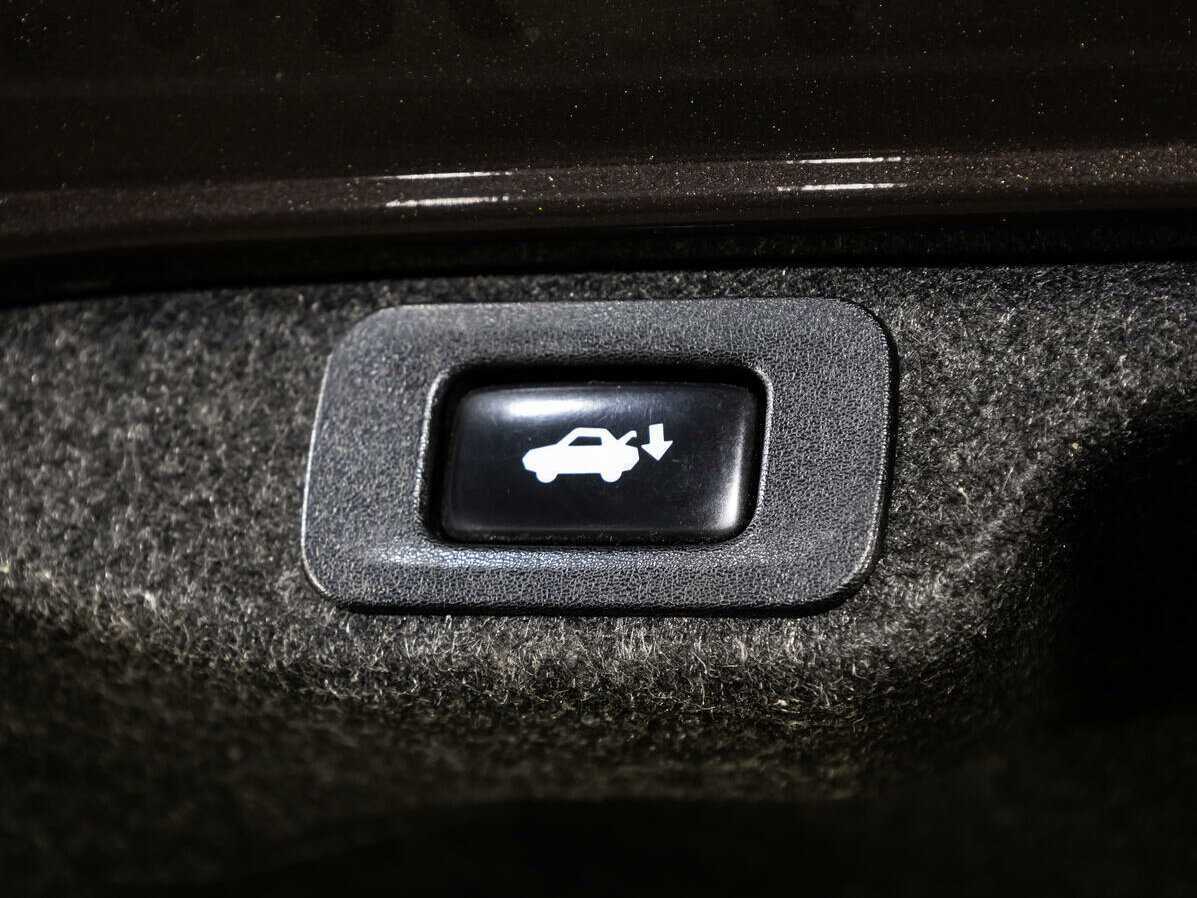 Lexus ES с пробегом — 2014 год. Фото: #24