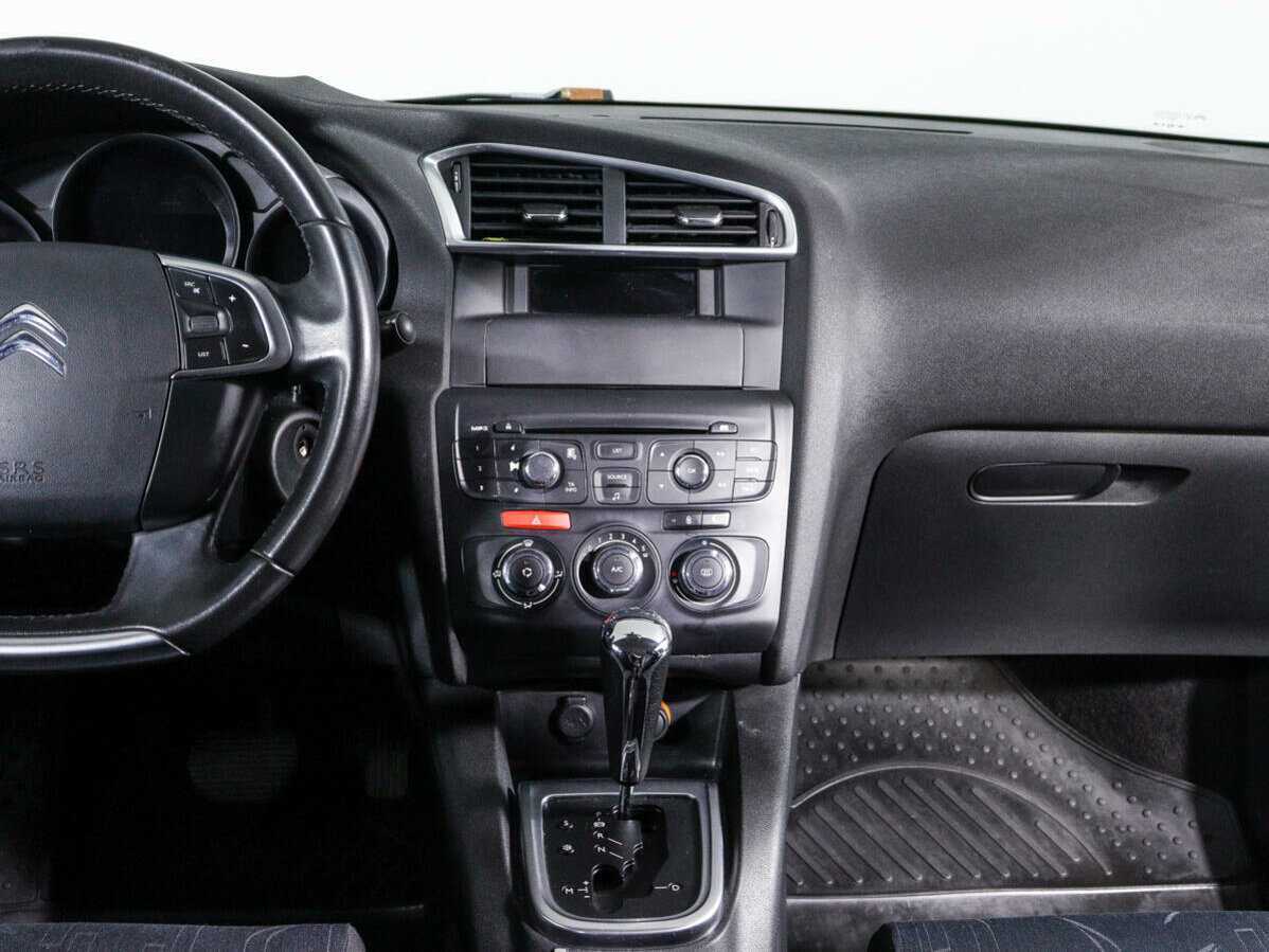 Citroen C4 с пробегом — 2012 год. Фото: #10