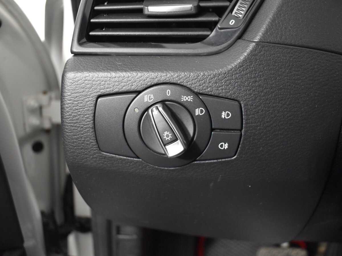 BMW X1 с пробегом — 2014 год. Фото: #11