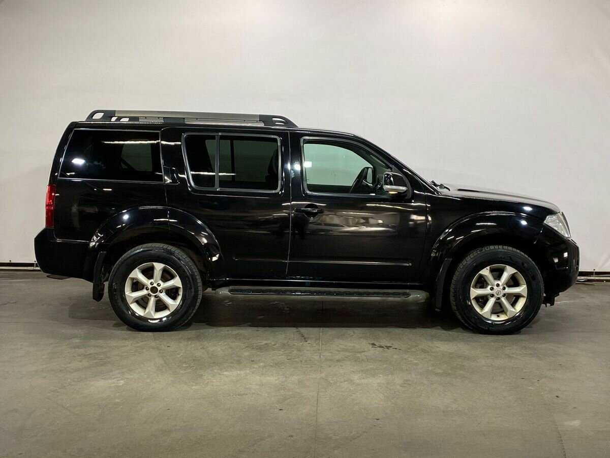 Nissan Pathfinder с пробегом — 2012 год. Фото: #3