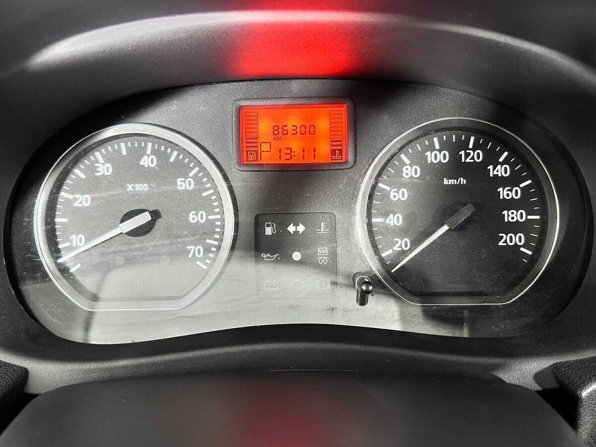 Nissan Almera с пробегом — 2014 год. Фото: #10