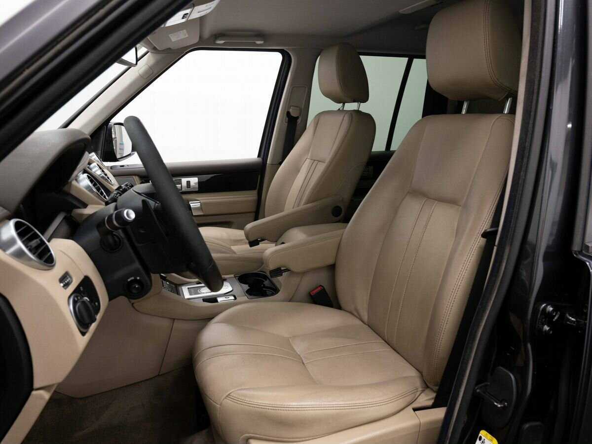 Land Rover Discovery с пробегом — 2014 год. Фото: #7