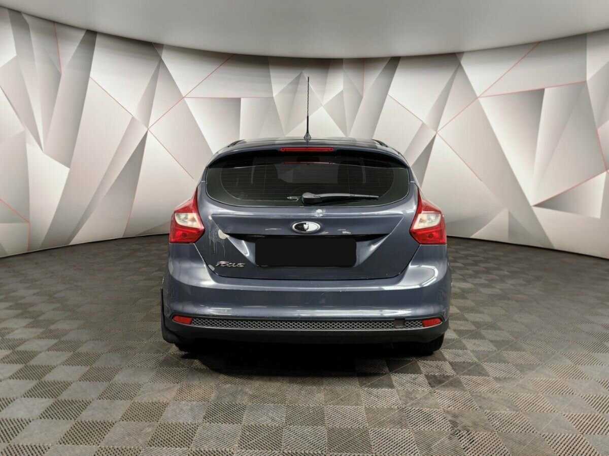 Ford Focus с пробегом — 2012 год. Фото: #6