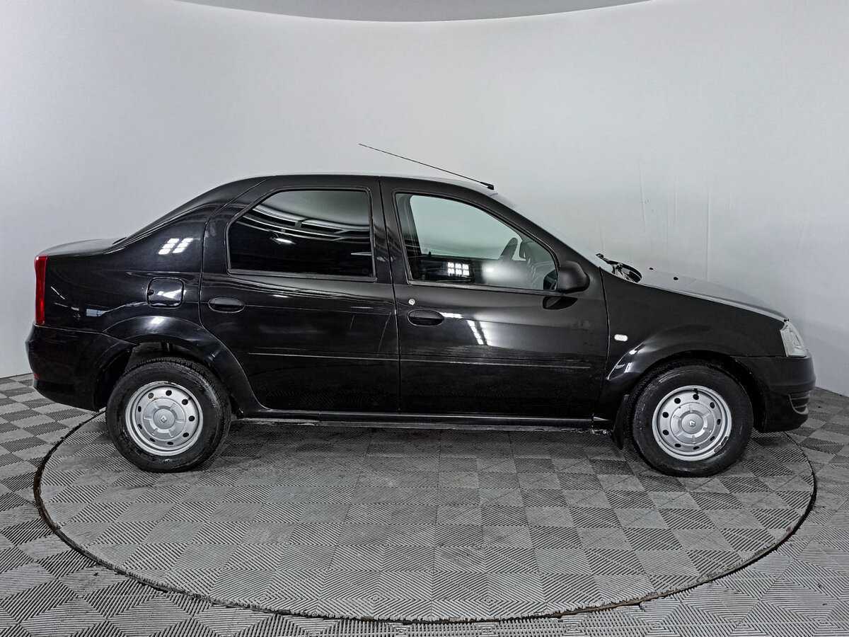 Renault Logan с пробегом — 2014 год. Фото: #3