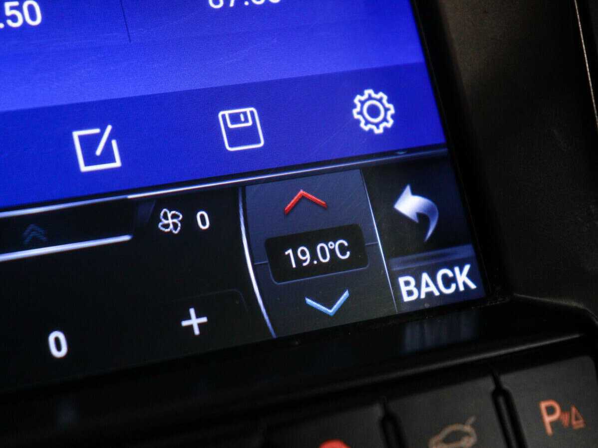 Opel Astra с пробегом — 2014 год. Фото: #19