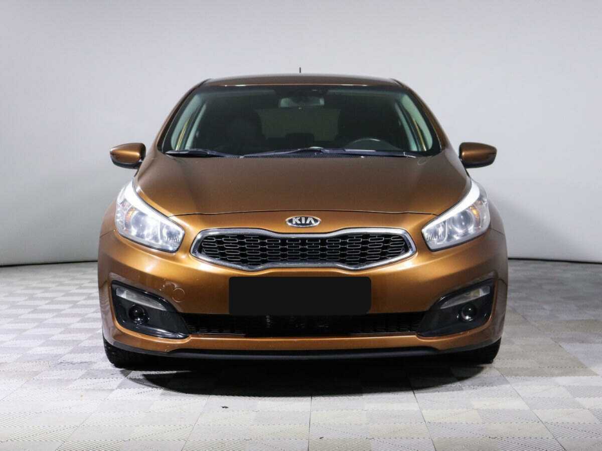 Kia Ceed с пробегом — 2015 год. Фото: #1
