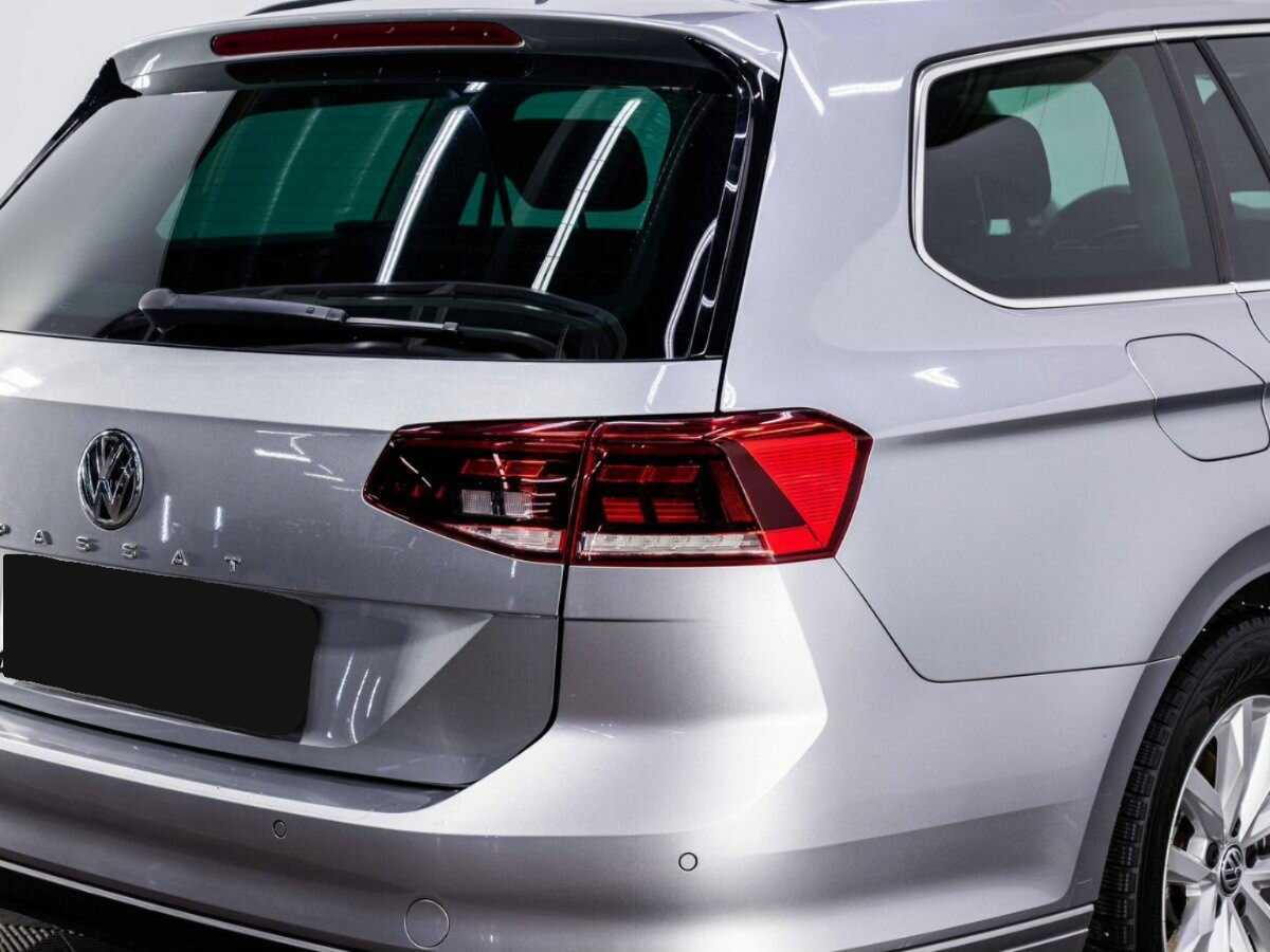 Volkswagen Passat с пробегом — 2020 год. Фото: #24