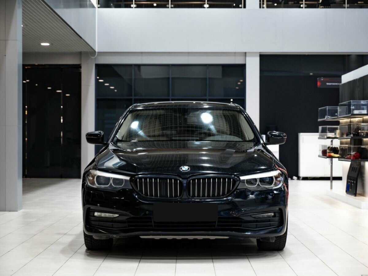 BMW 5 серии с пробегом — 2017 год. Фото: #1