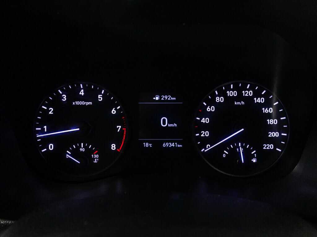 Hyundai Solaris с пробегом — 2018 год. Фото: #11