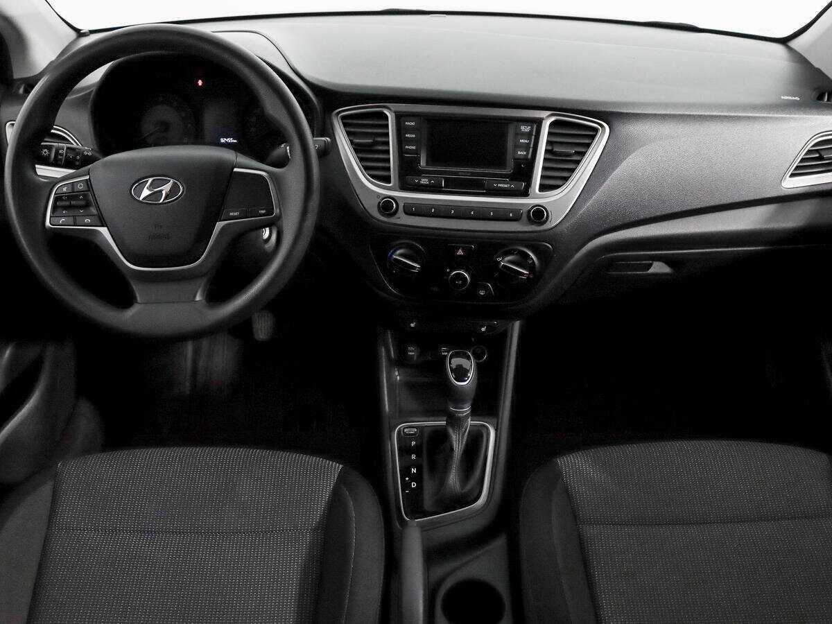 Hyundai Solaris с пробегом — 2021 год. Фото: #11