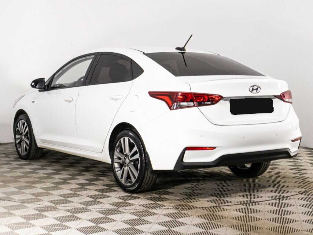 Hyundai Solaris с пробегом — 2017 год. Фото: #6