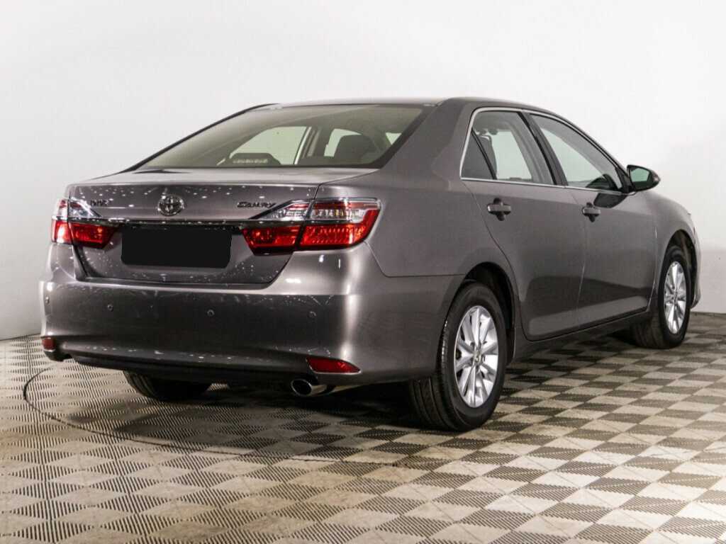 Toyota Camry с пробегом — 2015 год. Фото: #4