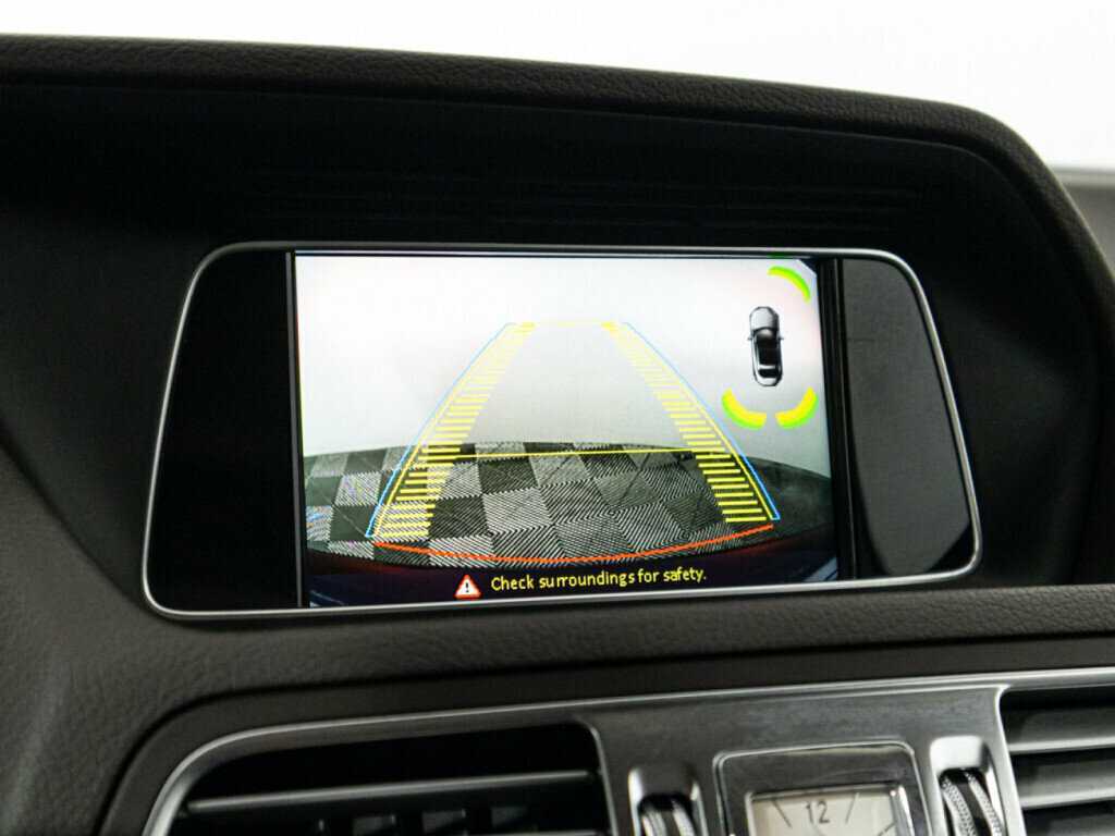 Mercedes-Benz E-Класс с пробегом — 2014 год. Фото: #14