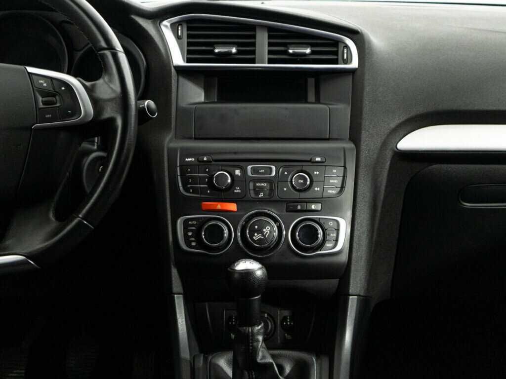 Citroen C4 с пробегом — 2013 год. Фото: #13