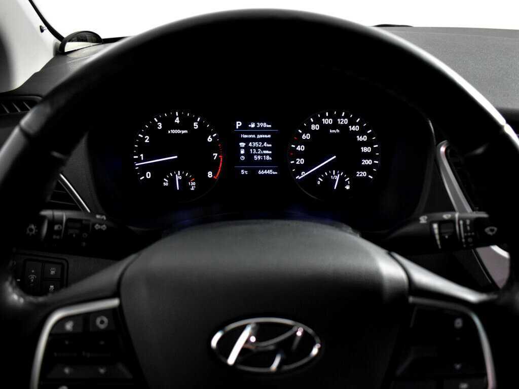 Hyundai Solaris с пробегом — 2017 год. Фото: #18