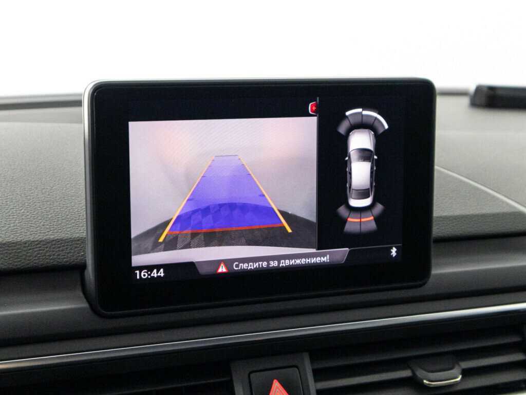 Audi A4 с пробегом — 2015 год. Фото: #14