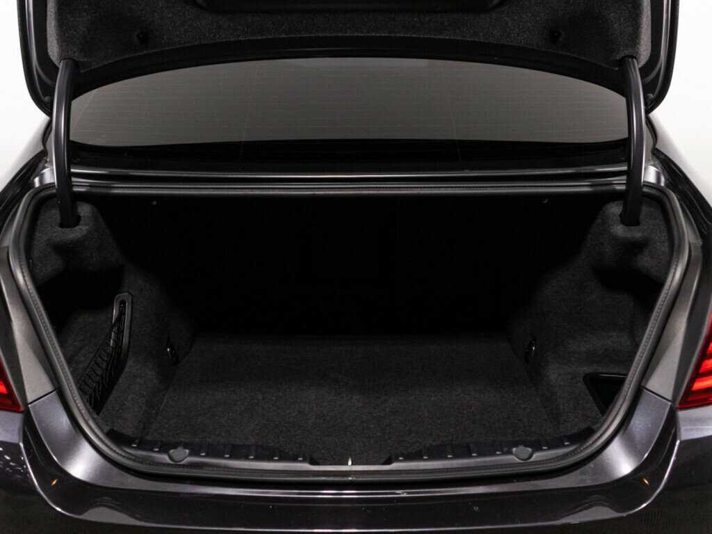 BMW 5 серии с пробегом — 2012 год. Фото: #14