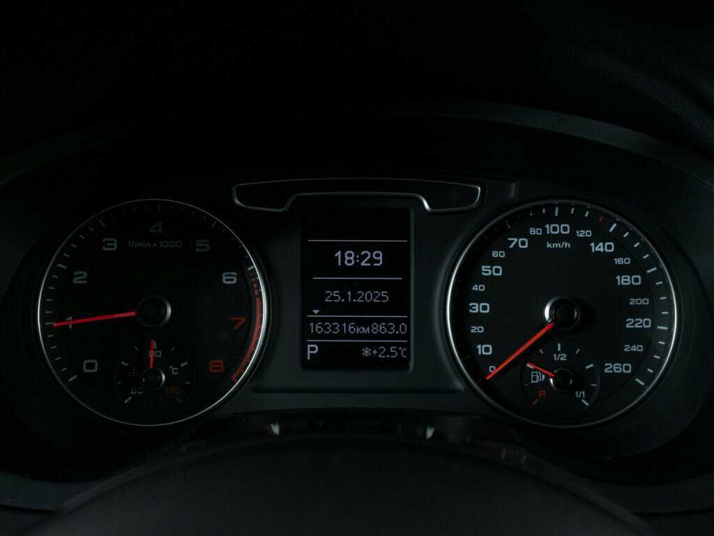 Audi Q3 с пробегом — 2013 год. Фото: #9