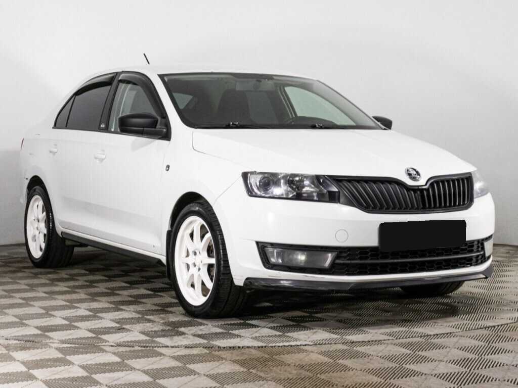 Skoda Rapid с пробегом — 2016 год. Фото: #2