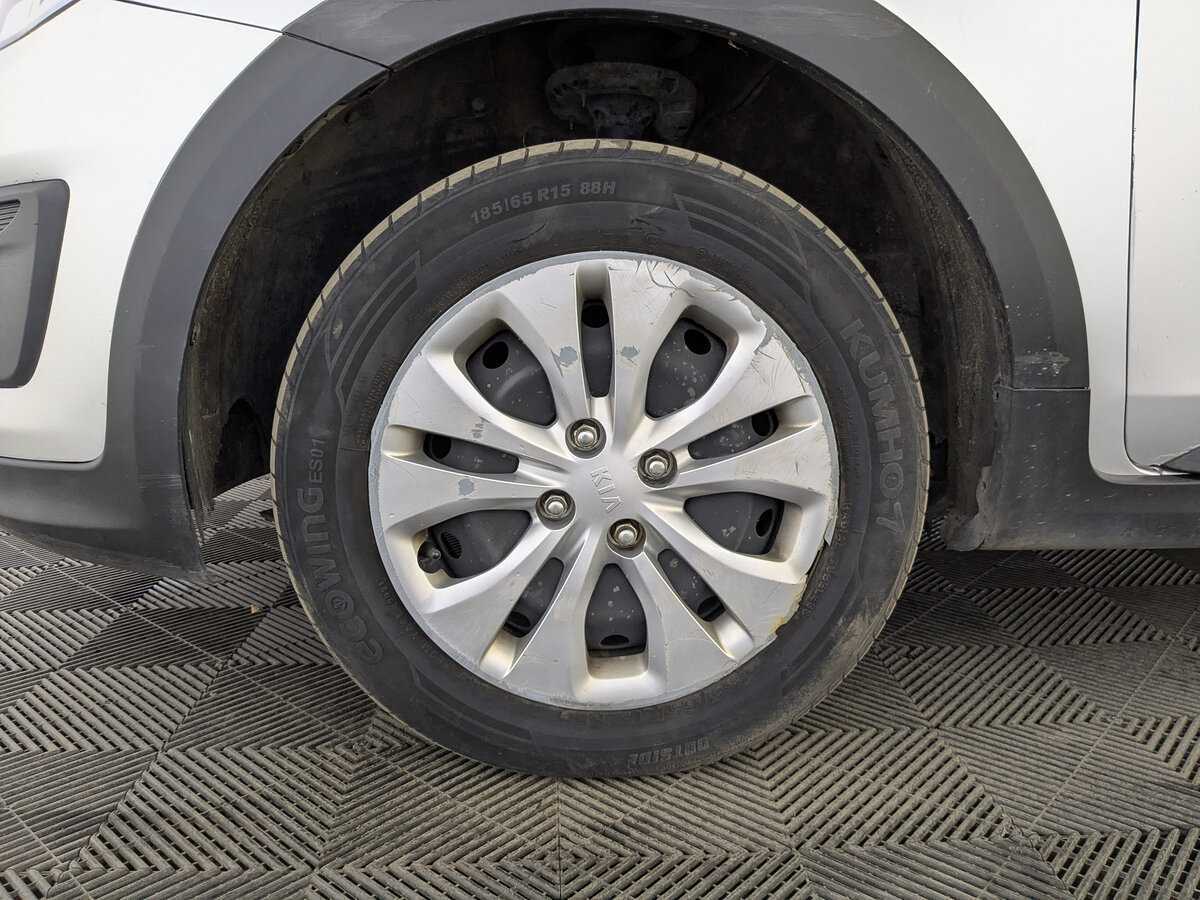 Kia Rio с пробегом — 2020 год. Фото: #10