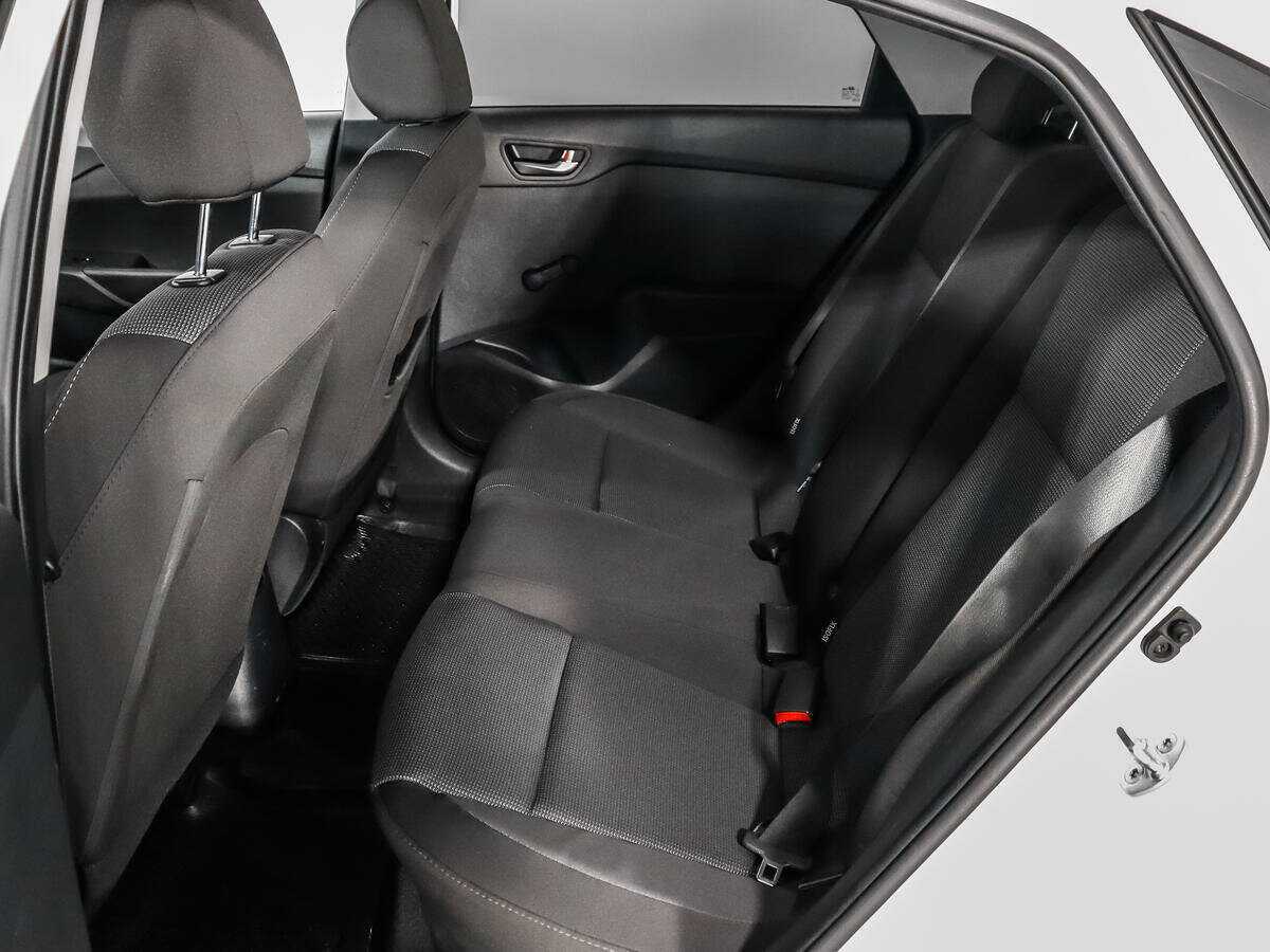 Hyundai Solaris с пробегом — 2018 год. Фото: #9