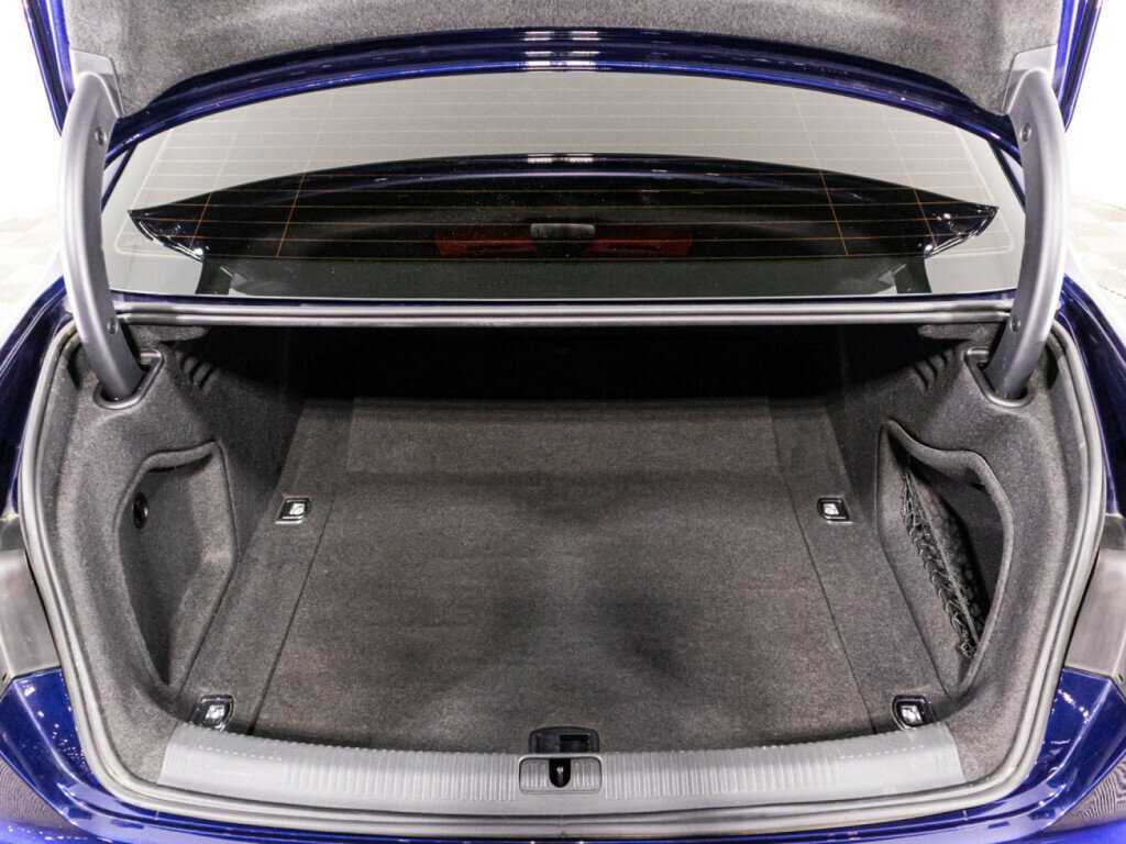 Audi A4 с пробегом — 2019 год. Фото: #14