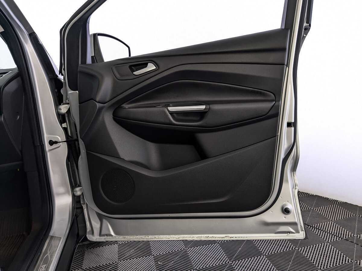 Ford Kuga с пробегом — 2019 год. Фото: #22