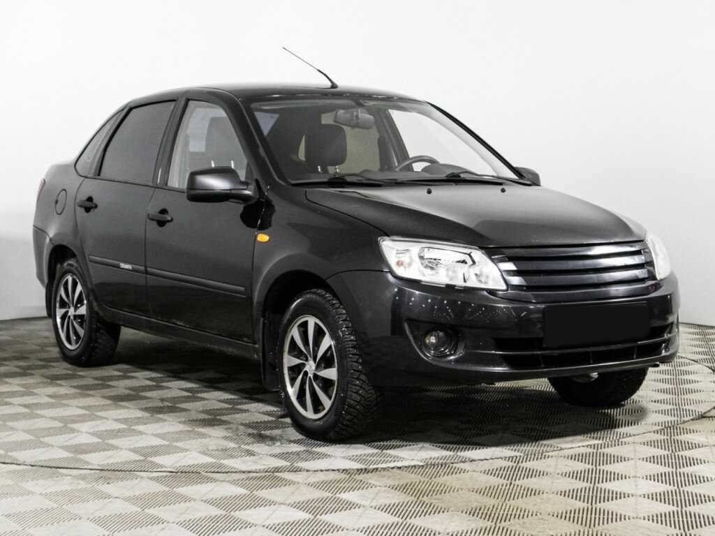 Lada (ВАЗ) Granta с пробегом — 2013 год. Фото: #2