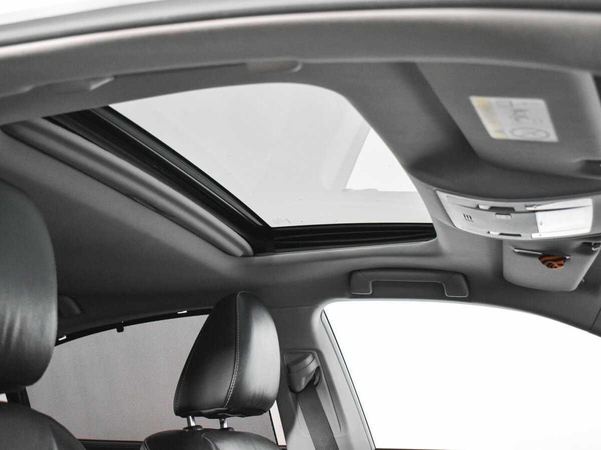 Lexus ES с пробегом — 2015 год. Фото: #19