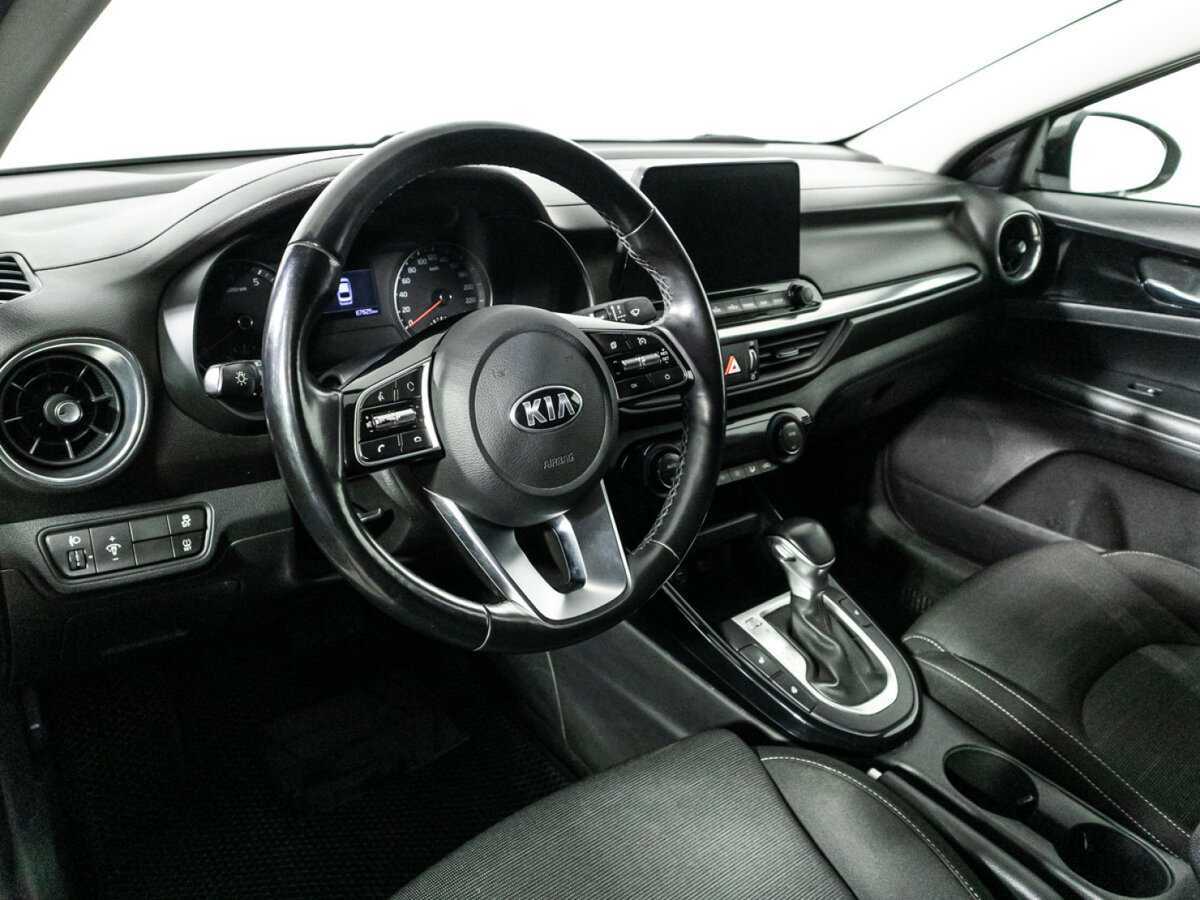 Kia Cerato с пробегом — 2020 год. Фото: #10