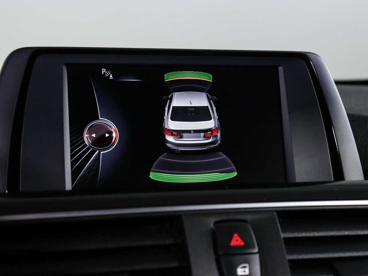 BMW 3 серии с пробегом — 2016 год. Фото: #21