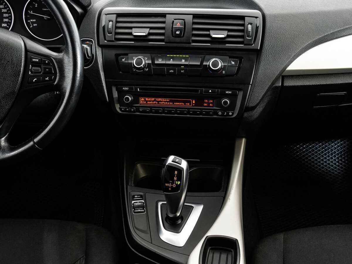 BMW 1 серии с пробегом — 2013 год. Фото: #9