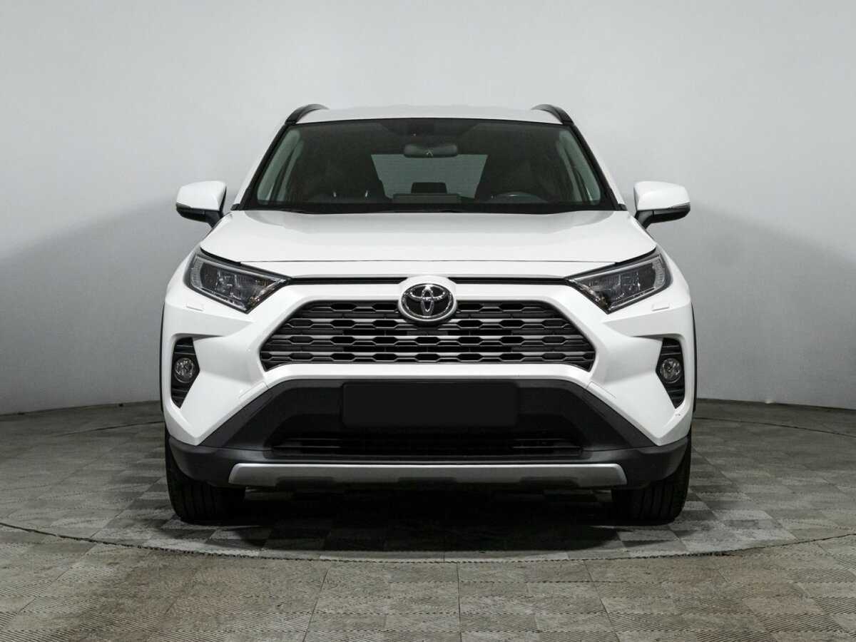 Toyota RAV4 с пробегом — 2019 год. Фото: #1
