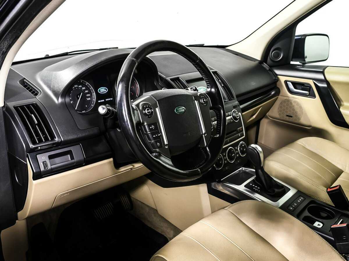 Land Rover Freelander с пробегом — 2013 год. Фото: #11