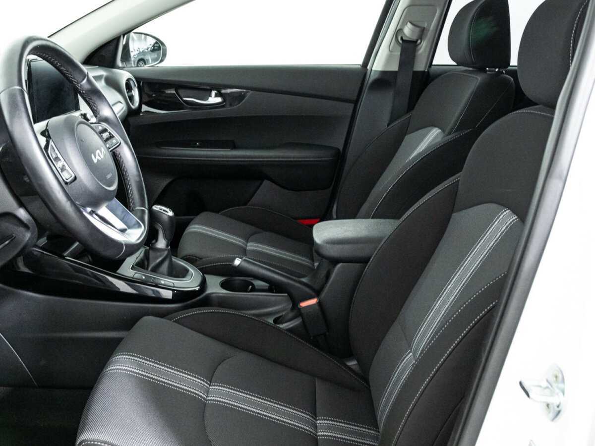 Kia Cerato с пробегом — 2022 год. Фото: #16
