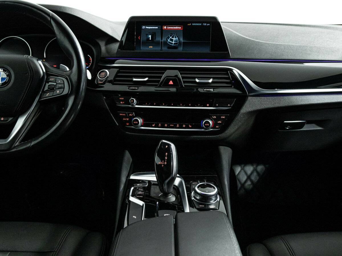 BMW 5 серии с пробегом — 2017 год. Фото: #13