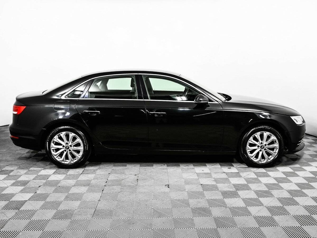 Audi A4 с пробегом — 2015 год. Фото: #3