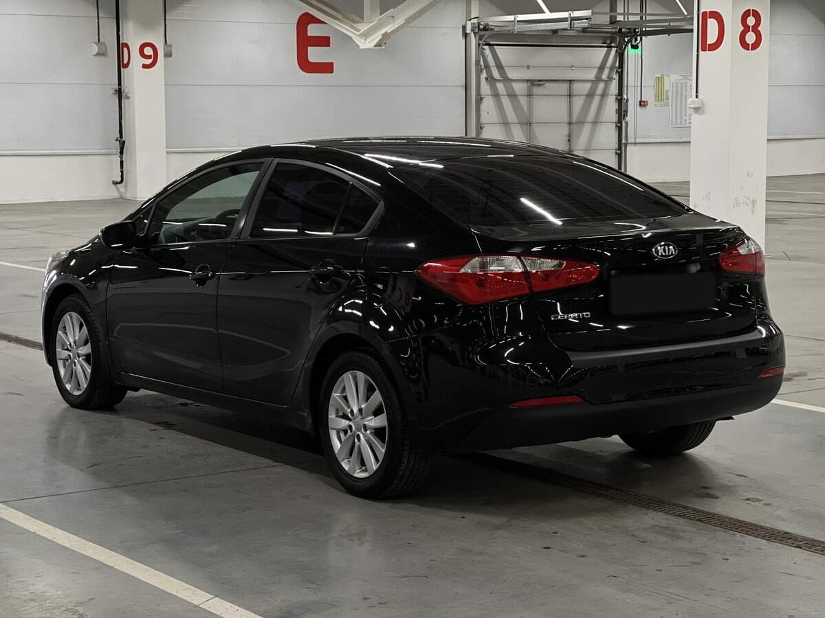 Kia Cerato с пробегом — 2014 год. Фото: #6