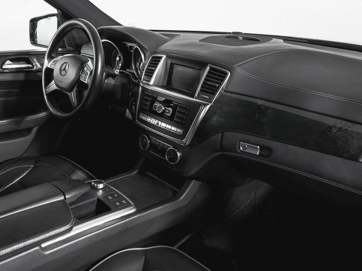 Mercedes-Benz M-Класс с пробегом — 2013 год. Фото: #8