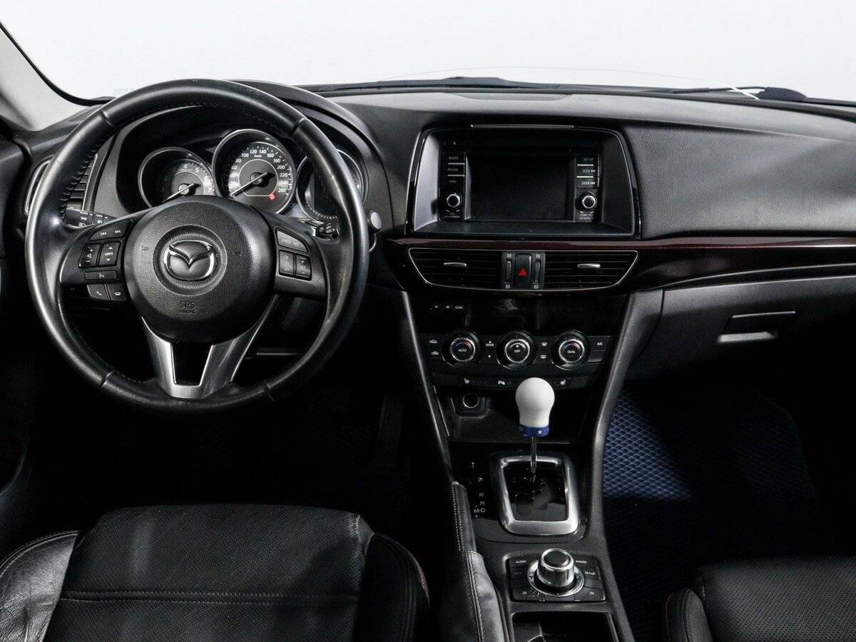 Mazda 6 с пробегом — 2014 год. Фото: #11