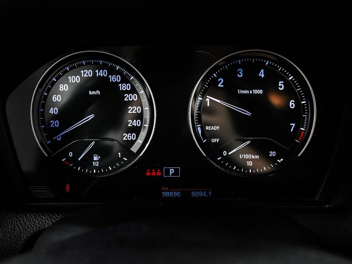 BMW 1 серии с пробегом — 2018 год. Фото: #9