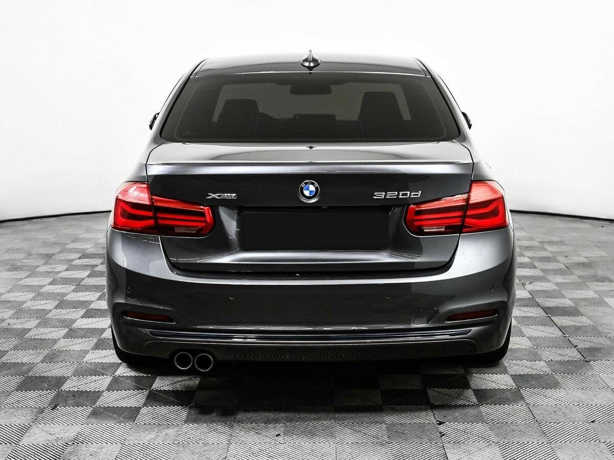 BMW 3 серии с пробегом — 2015 год. Фото: #5