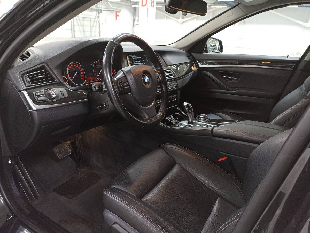 BMW 5 серии с пробегом — 2016 год. Фото: #15