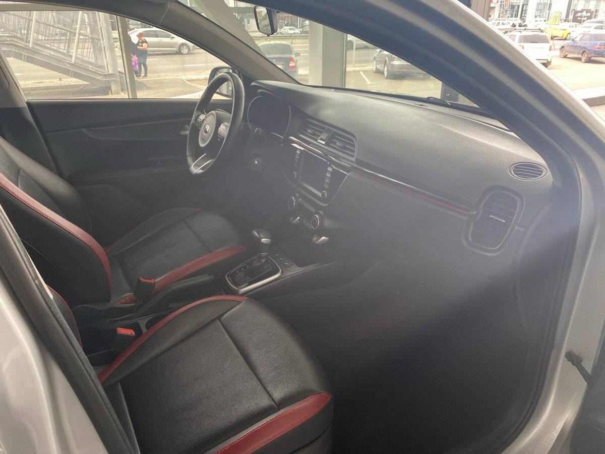 Kia Rio с пробегом — 2020 год. Фото: #10