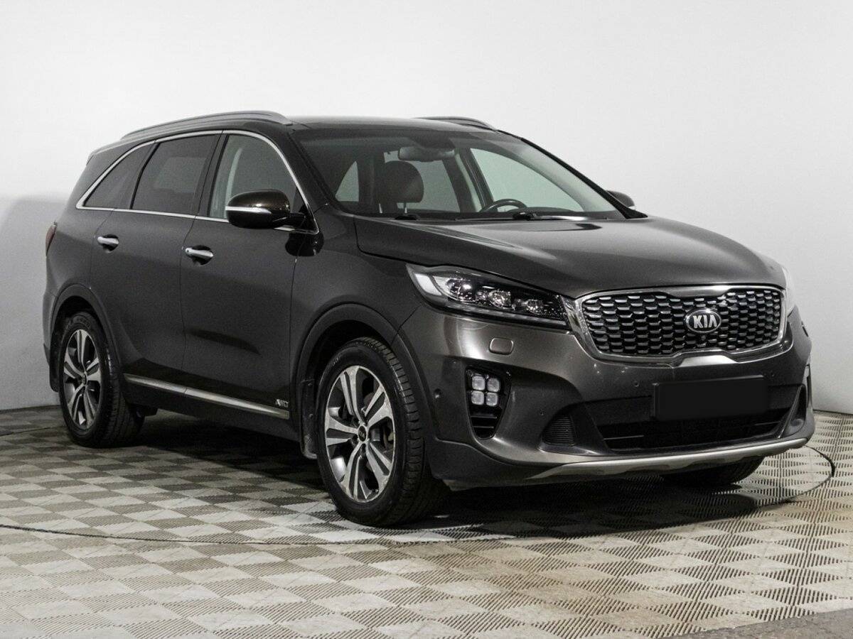 Kia Sorento с пробегом — 2018 год. Фото: #2