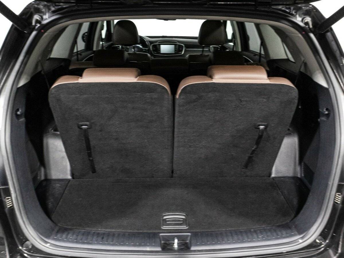 Kia Sorento с пробегом — 2018 год. Фото: #14