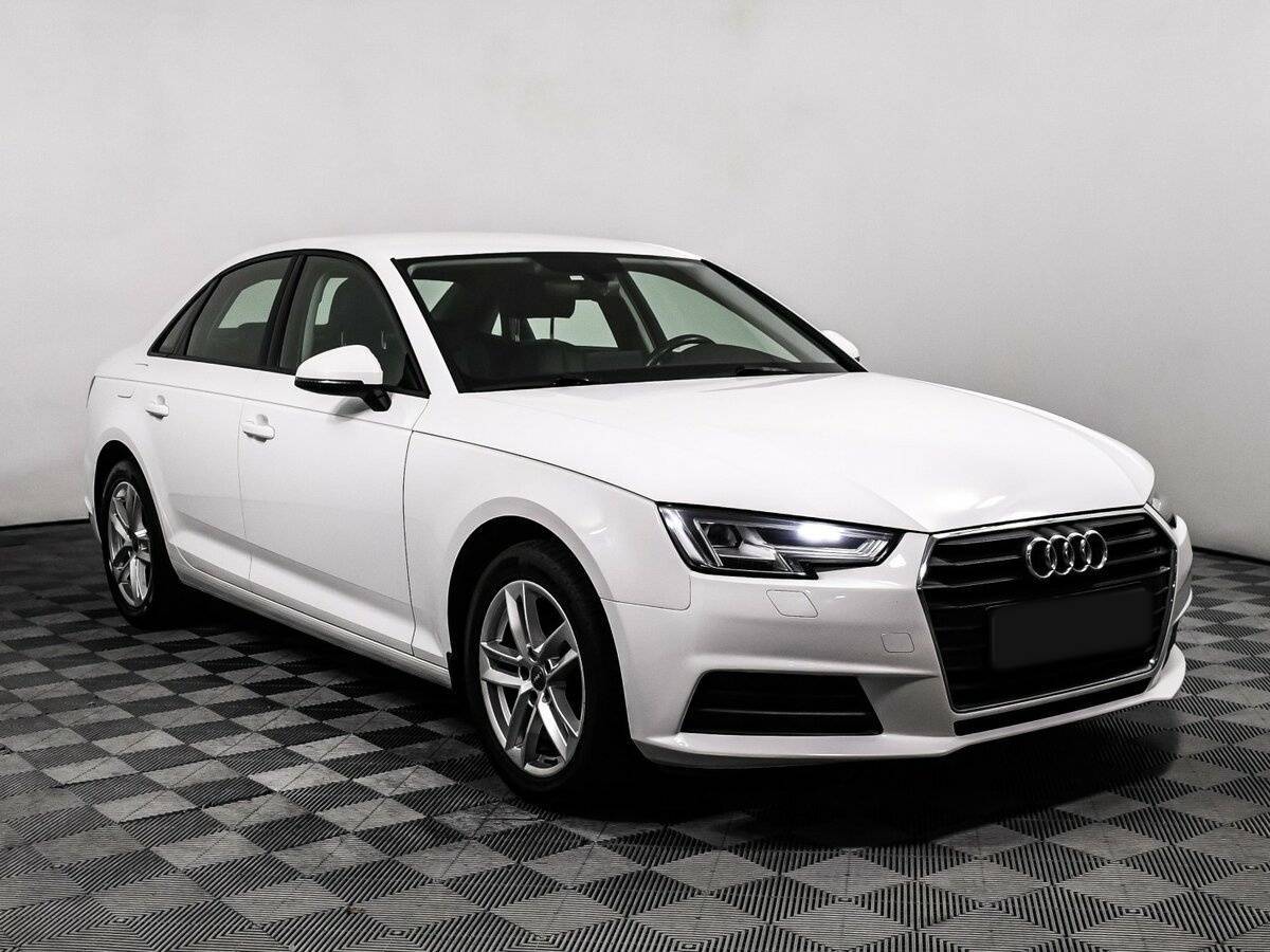 Audi A4 с пробегом — 2018 год. Фото: #2